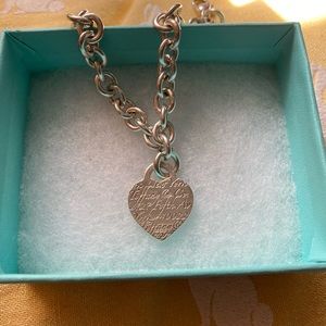 Tiffany&Co bracelet with Note heart tag